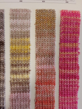 Amostra tricotada na cor 834