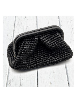 Modelo de porta moedas executado com a cor 612 - 300gr. Ver modelo 3D e alterar a cor para esta verd